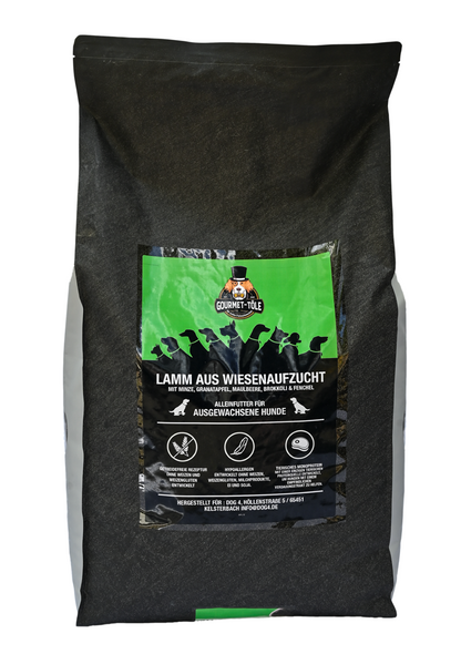 Lamm aus Wiesenaufzucht mit Minze, Granatapfel, Maulbeere, Brokkoli & Fenchel